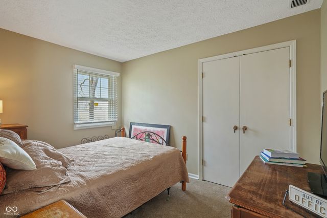 9523 E Southport Road, Indianapolis, IN 46259