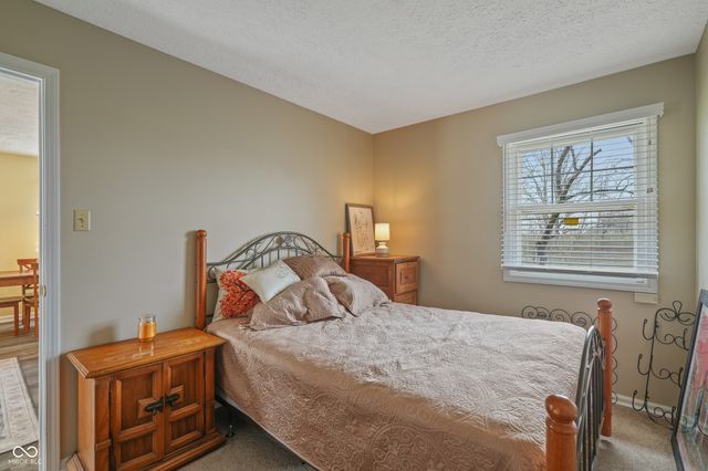 9523 E Southport Road, Indianapolis, IN 46259