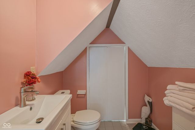 9523 E Southport Road, Indianapolis, IN 46259