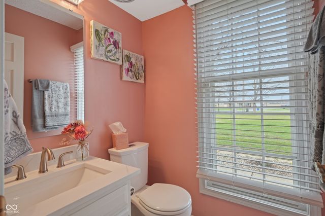 9523 E Southport Road, Indianapolis, IN 46259