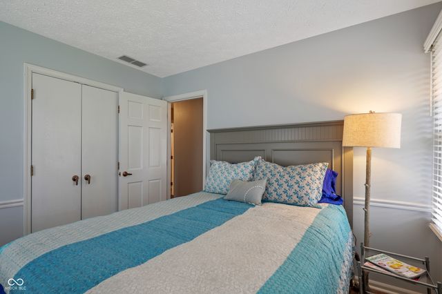 9523 E Southport Road, Indianapolis, IN 46259