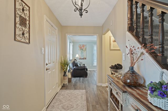 9523 E Southport Road, Indianapolis, IN 46259