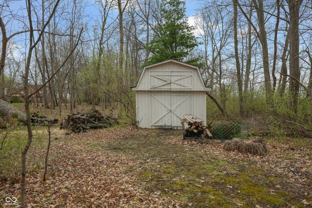 9523 E Southport Road, Indianapolis, IN 46259