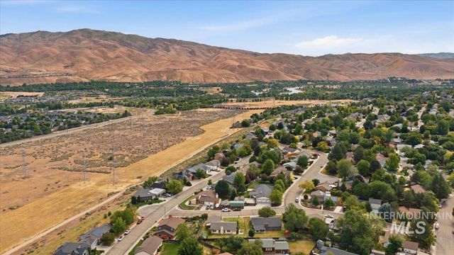 5085 S Council Bluff Way, Boise, ID 83716