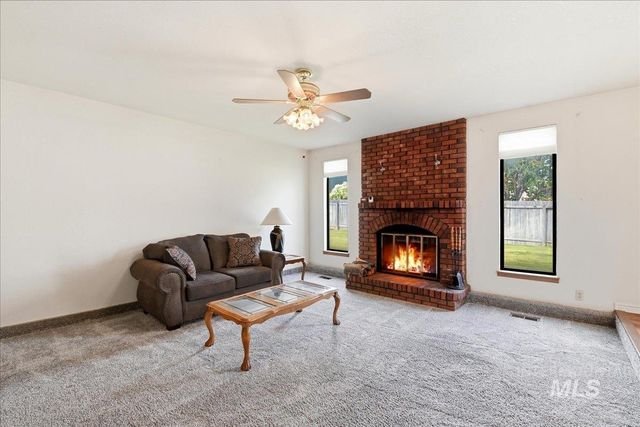 5085 S Council Bluff Way, Boise, ID 83716