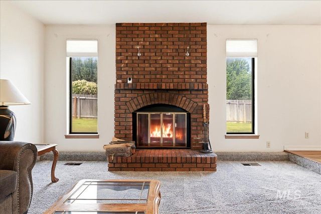 5085 S Council Bluff Way, Boise, ID 83716