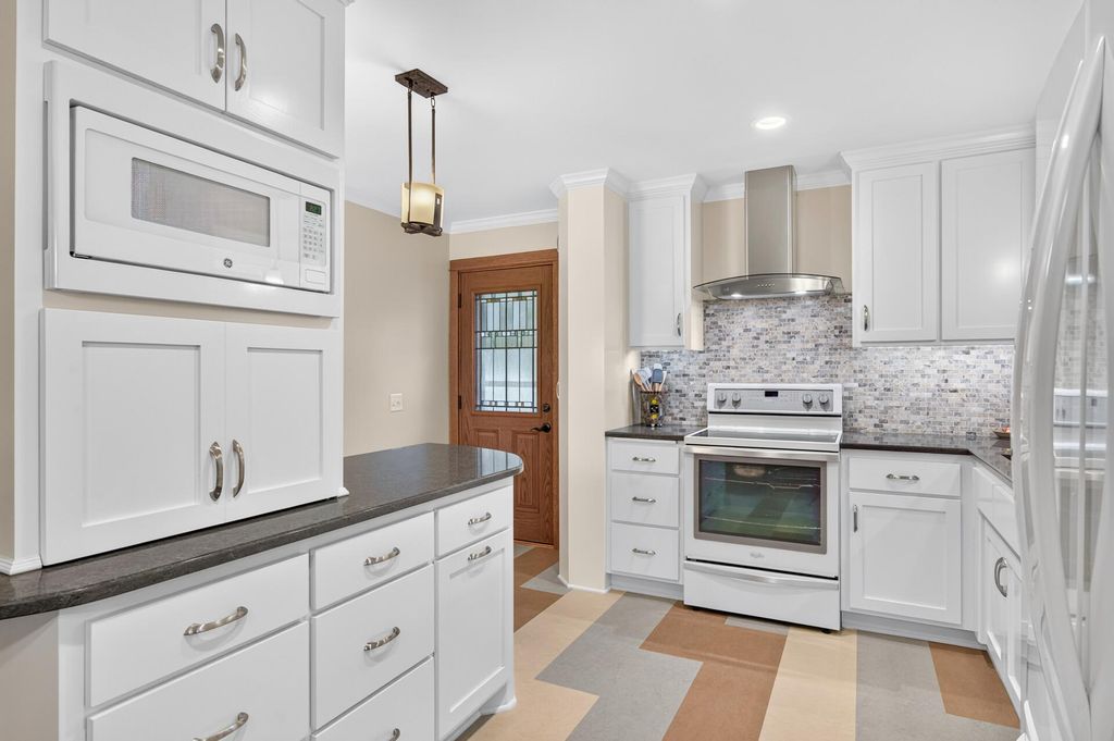 10243 100th Avenue N, Maple Grove, MN 55369 — photo 3