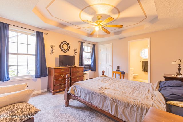 219 Forest Park Dr, Mt Washington, KY 40047