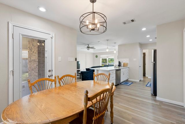 2101 Covered Wagon Drive, Plano, TX 75074