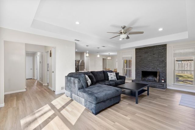 2101 Covered Wagon Drive, Plano, TX 75074
