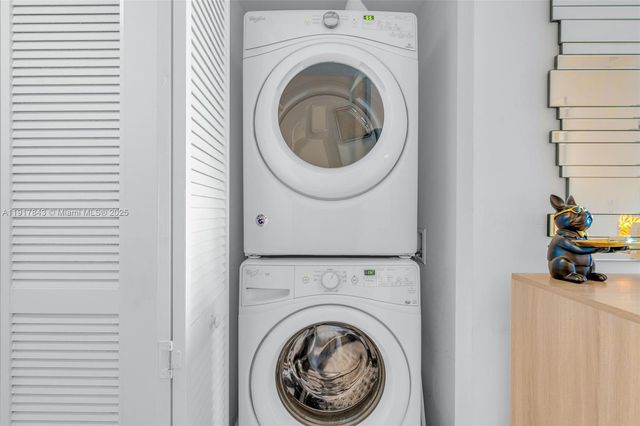 5252 NW 85th Ave 504, Doral, FL 33166