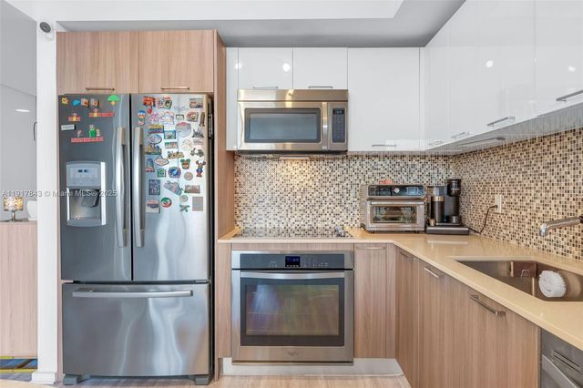 5252 NW 85th Ave 504, Doral, FL 33166