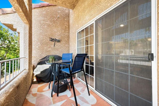 2700 Lawrence Crossley Road 22, Palm Springs, CA 92264