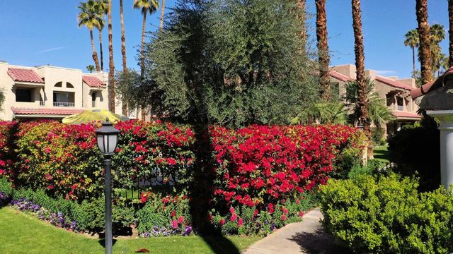 2700 Lawrence Crossley Road 22, Palm Springs, CA 92264