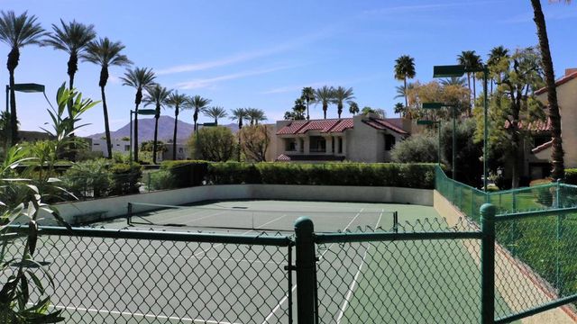 2700 Lawrence Crossley Road 22, Palm Springs, CA 92264