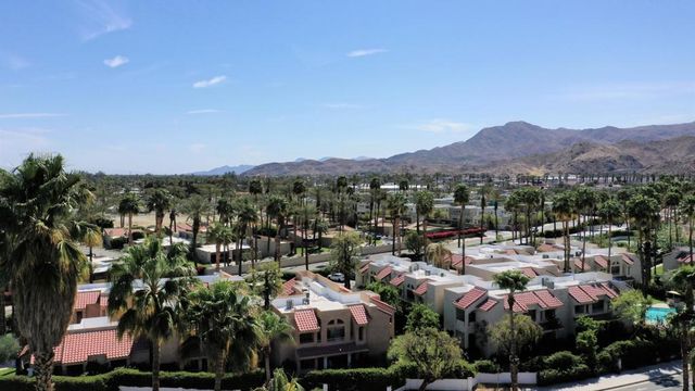 2700 Lawrence Crossley Road 22, Palm Springs, CA 92264