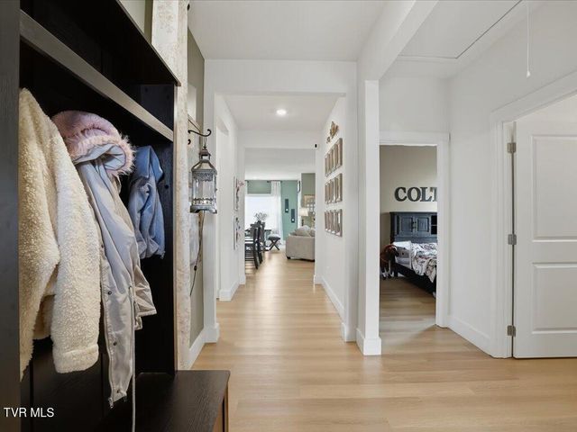 5128 Lost Creek Drive, Morristown, TN 37813