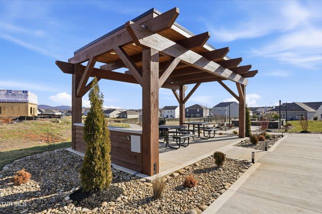 5128 Lost Creek Drive, Morristown, TN 37813