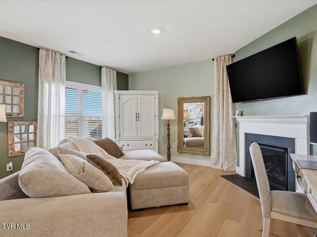 5128 Lost Creek Drive, Morristown, TN 37813