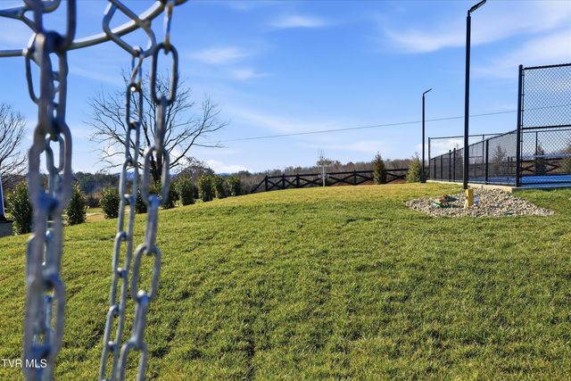 5128 Lost Creek Drive, Morristown, TN 37813