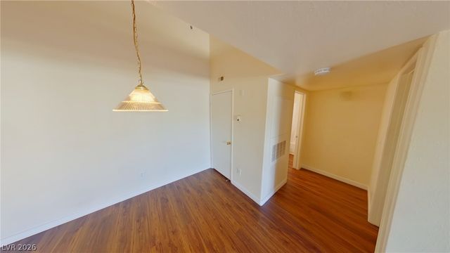 7885 West Flamingo Road 2165, Las Vegas, NV 89147