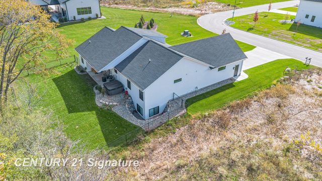 10606 Tall Pine Lane, Freeland, MI 48623