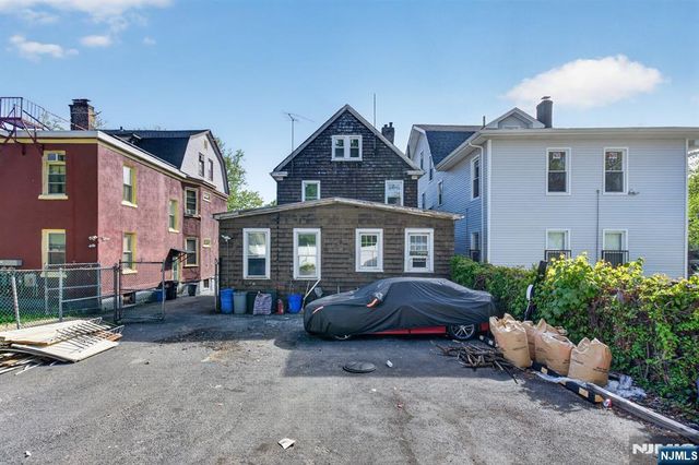 127 Lyons Avenue, Newark, NJ 07112