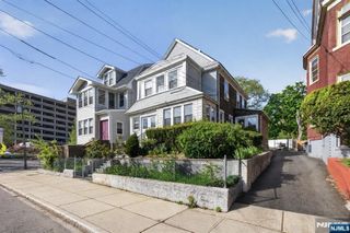 127 Lyons Avenue, Newark, NJ 07112