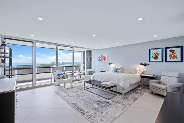 100 LAKESHORE Drive 2151, North Palm Beach, FL 33408