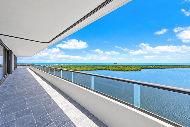 100 LAKESHORE Drive 2151, North Palm Beach, FL 33408