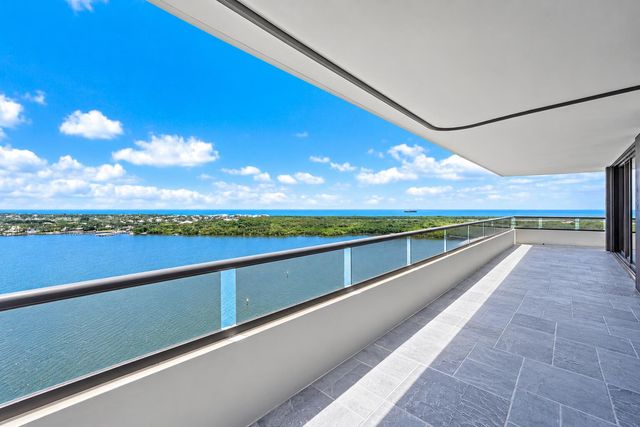100 LAKESHORE Drive 2151, North Palm Beach, FL 33408