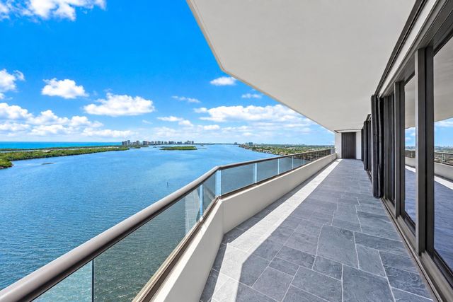 100 LAKESHORE Drive 2151, North Palm Beach, FL 33408