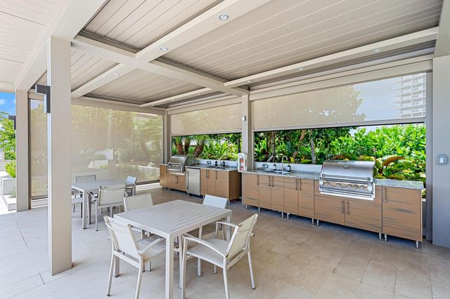 100 LAKESHORE Drive 2151, North Palm Beach, FL 33408