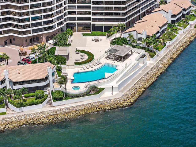 100 LAKESHORE Drive 2151, North Palm Beach, FL 33408