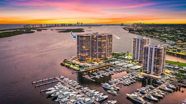 100 LAKESHORE Drive 2151, North Palm Beach, FL 33408