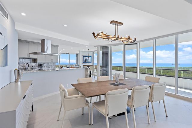 100 LAKESHORE Drive 2151, North Palm Beach, FL 33408