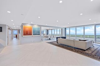 100 LAKESHORE Drive 2151, North Palm Beach, FL 33408