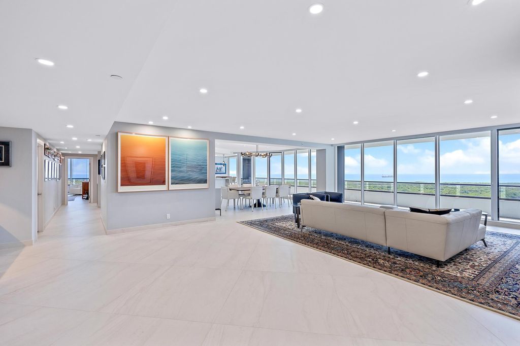 100 LAKESHORE Drive 2151, North Palm Beach, FL 33408