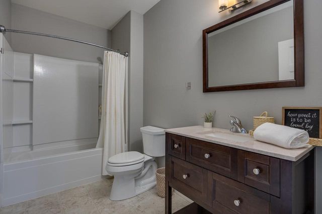 5019 Sawgrass Terrace, Middleton, WI 53562