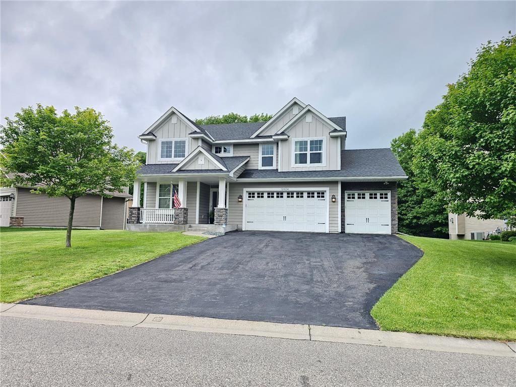 12624 Xylite Street NE, Blaine, MN 55449