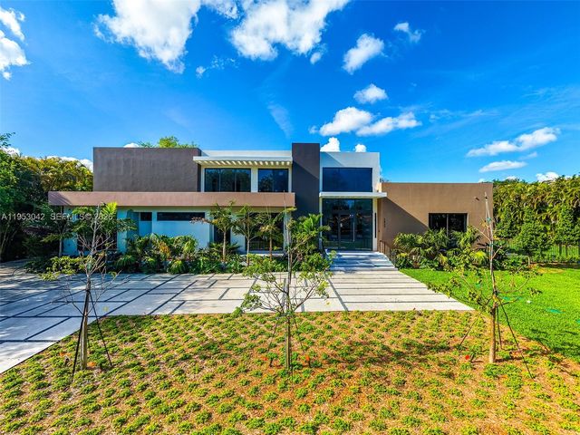 5825 SW 111th Ter, Pinecrest, FL 33156