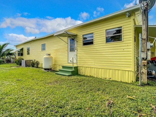 4215 MEADOW VIEW Drive, Boynton Beach, FL 33436