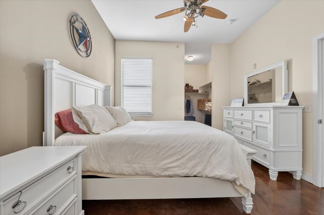 201 W Lancaster Avenue 406, Fort Worth, TX 76102