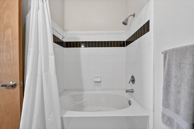 201 W Lancaster Avenue 406, Fort Worth, TX 76102