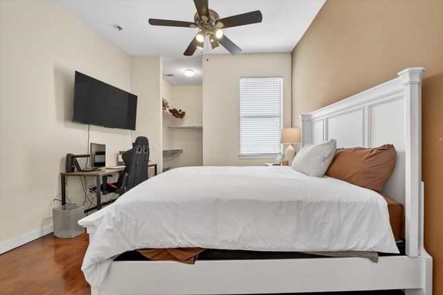201 W Lancaster Avenue 406, Fort Worth, TX 76102