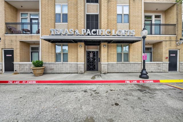 201 W Lancaster Avenue 406, Fort Worth, TX 76102