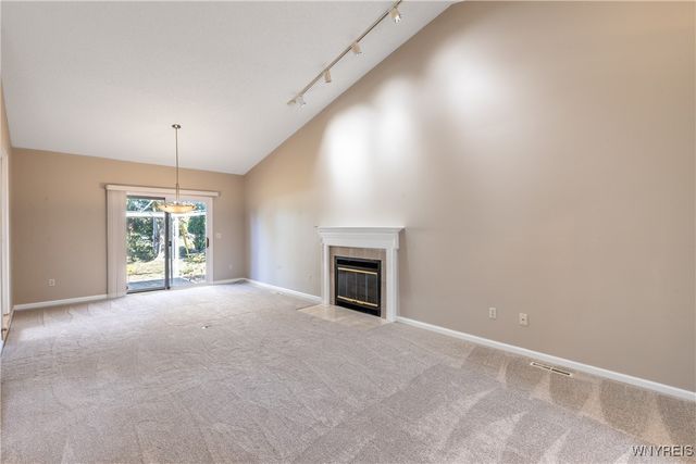 26 Village Gate Court, Amherst, NY 14221