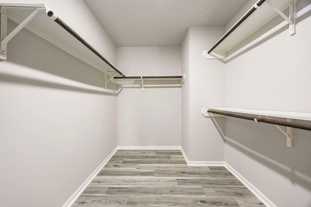 2925 La Salle Avenue, Conroe, TX 77304