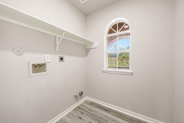 2925 La Salle Avenue, Conroe, TX 77304