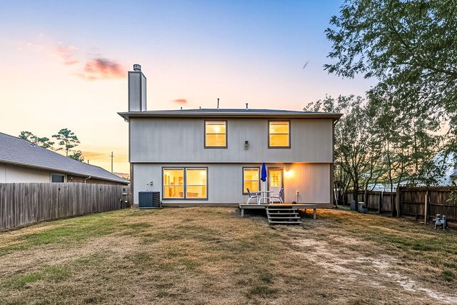 2925 La Salle Avenue, Conroe, TX 77304